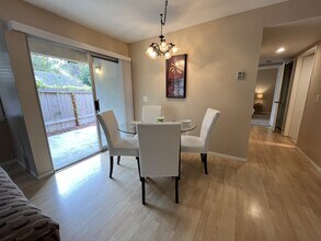 2920 Luciernaga St in Carlsbad, CA - Building Photo - Building Photo