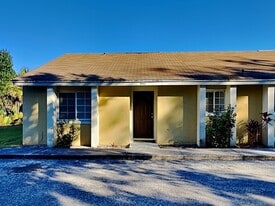 1913 Truman Rd in Orlando, FL - Building Photo
