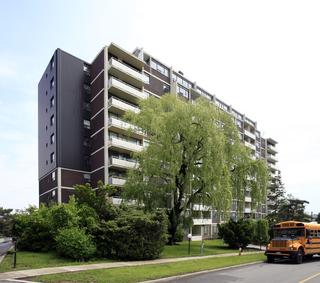 James Garden Apartments in Toronto, ON - Building Photo - Building Photo