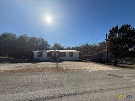 519 Royal Oak Dr in New Braunfels, TX - Building Photo