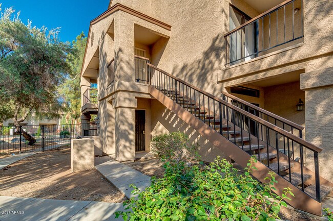 6550 N 47th Ave-Unit -283 in Glendale, AZ - Building Photo - Building Photo