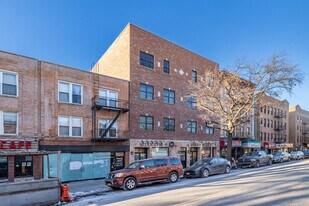 2534 Steinway St in Astoria, NY - Building Photo