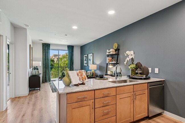 The Ridge at Lakeline in Austin, TX - Foto de edificio - Building Photo