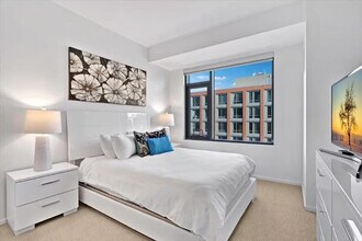 345 Harrison Ave, Unit SI ID1039874P in Boston, MA - Building Photo - Building Photo