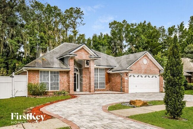 11644 Alexis Forest Dr in Jacksonville, FL - Building Photo - Building Photo