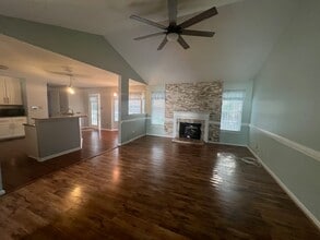 2707 Blockhouse Ct in Jamestown, NC - Building Photo - Building Photo