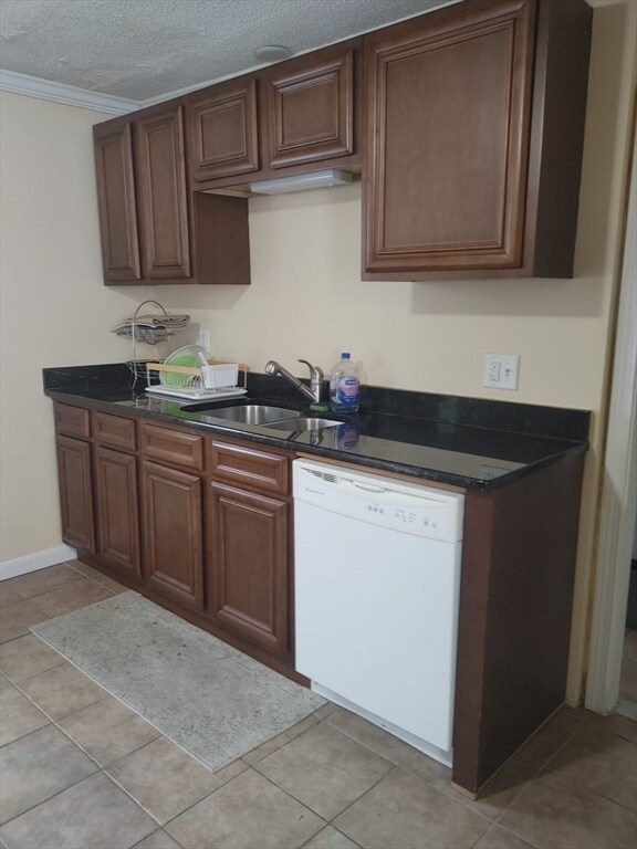 807 Franklin St in Worcester, MA - Building Photo - Building Photo