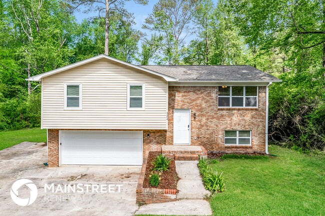 property at 4204 Denniston Cir