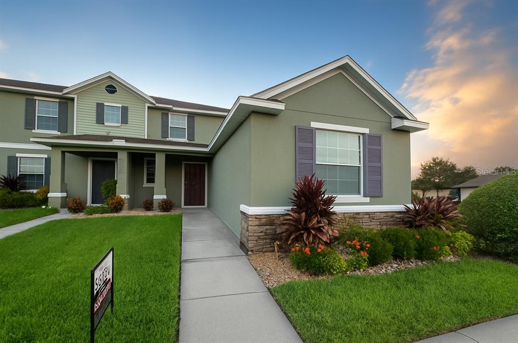 1646 J Lawson Blvd in Orlando, FL - Building Photo