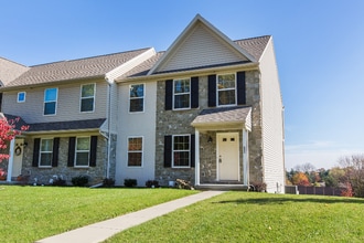 233 Bethel Dr in Lancaster, PA - Building Photo - Building Photo