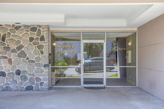 Stanley Manor in Vancouver, BC - Building Photo - Building Photo