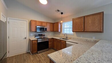 920 Silvercrest Dr in Myrtle Beach, SC - Building Photo - Building Photo