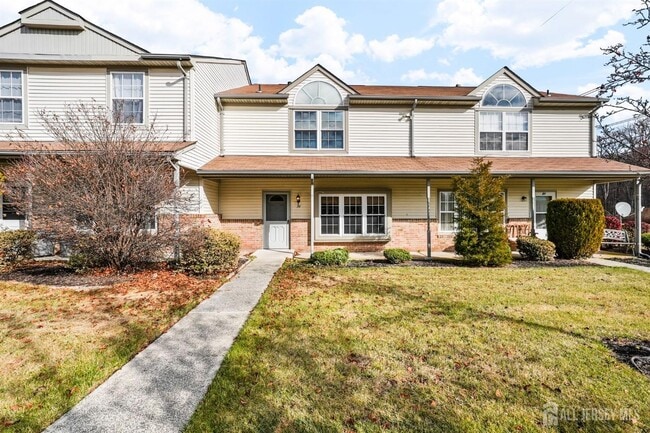 property at 34 Sassafras Ct