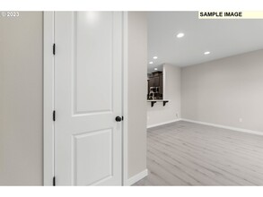 18426 NE 46th Pl in Vancouver, WA - Building Photo - Building Photo