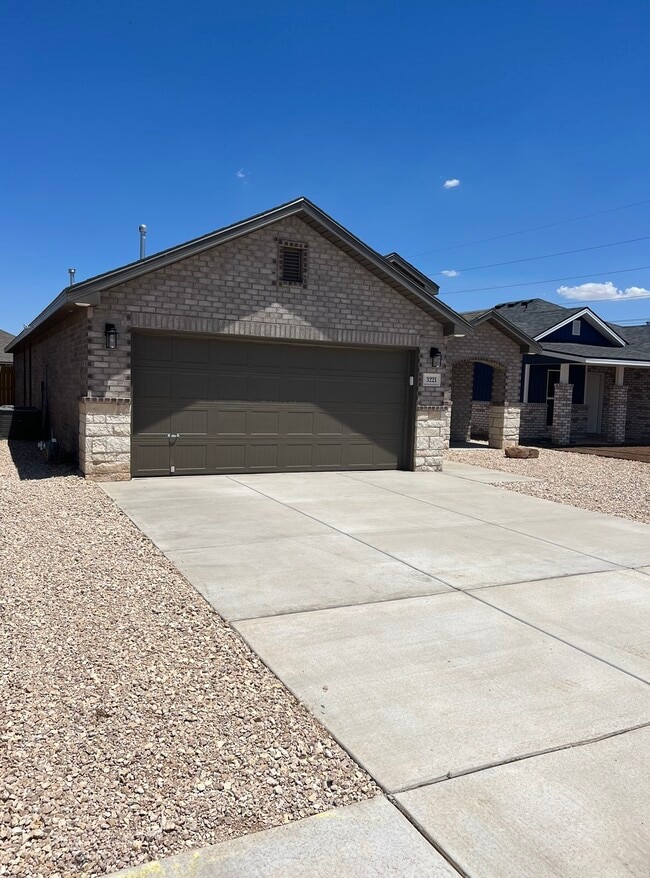 3221 Virginia Ave in Lubbock, TX - Building Photo - Building Photo