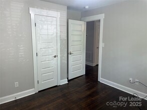 1826 Merriman Ave in Charlotte, NC - Building Photo - Building Photo