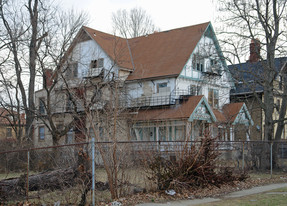 1308-1310 William Howard Taft Rd in Cincinnati, OH - Building Photo