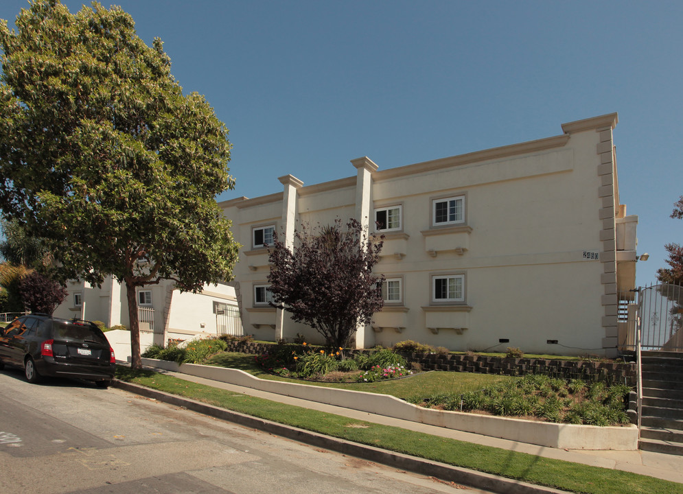 Southbay Shores Apartments in Torrance, CA - Building Photo