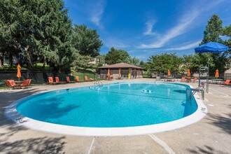 Brinkley Manor in Temple Hills, MD - Building Photo - Building Photo