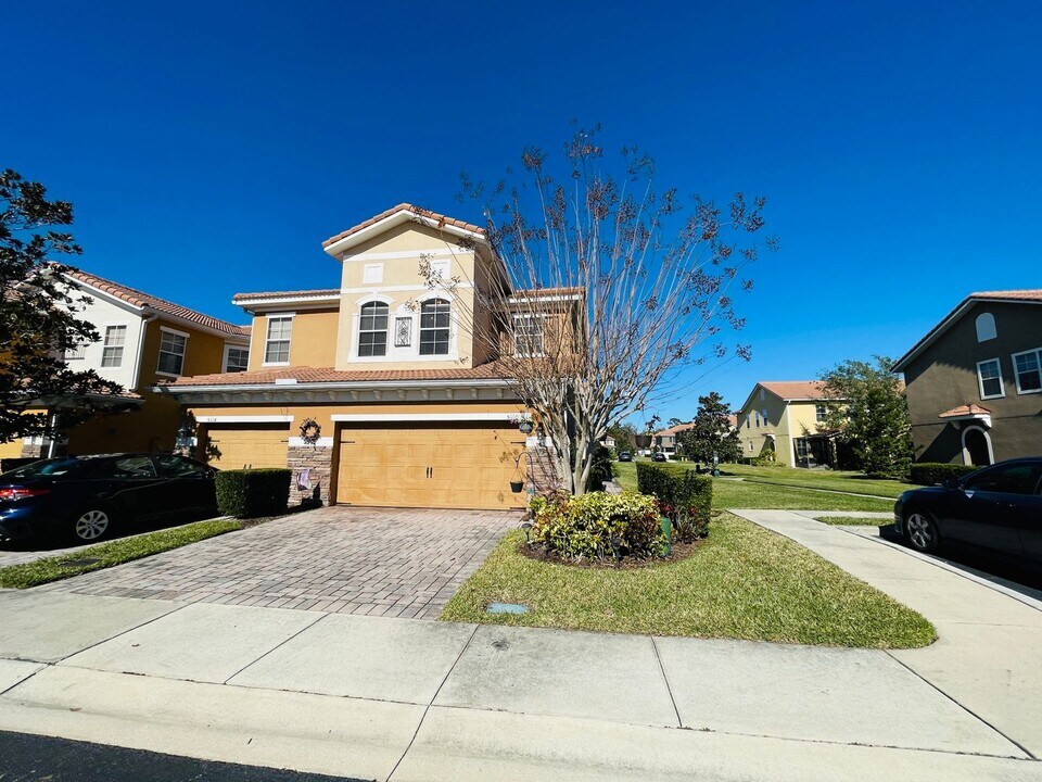 5110 Fiorella Ln in Sanford, FL - Building Photo