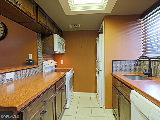 property at 5804 Newfoundland Cir