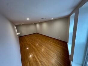 386 Commercial St in Boston, MA - Building Photo - Building Photo