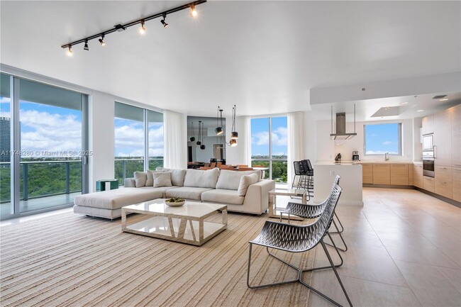 property at 17111 Biscayne Blvd