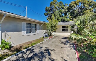 1215 Lake Highland Dr in Orlando, FL - Building Photo