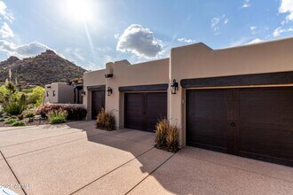 11434 E Juan Tabo Rd in Scottsdale, AZ - Building Photo - Building Photo