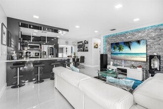 12001 SW 176th Terrace in Miami, FL - Building Photo - Building Photo