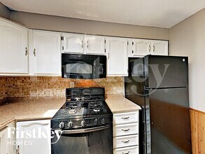 2365 Grants Pkwy in Florissant, MO - Building Photo - Building Photo