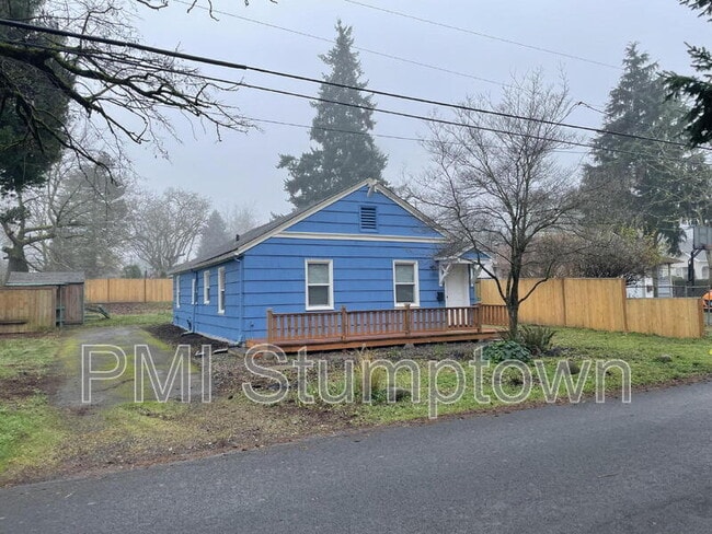 property at 6016 NE Alberta St