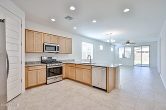 8738 W Pasadena Ave in Glendale, AZ - Building Photo - Building Photo