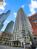 440 N Wabash Ave, Unit 2202 in Chicago, IL - Building Photo