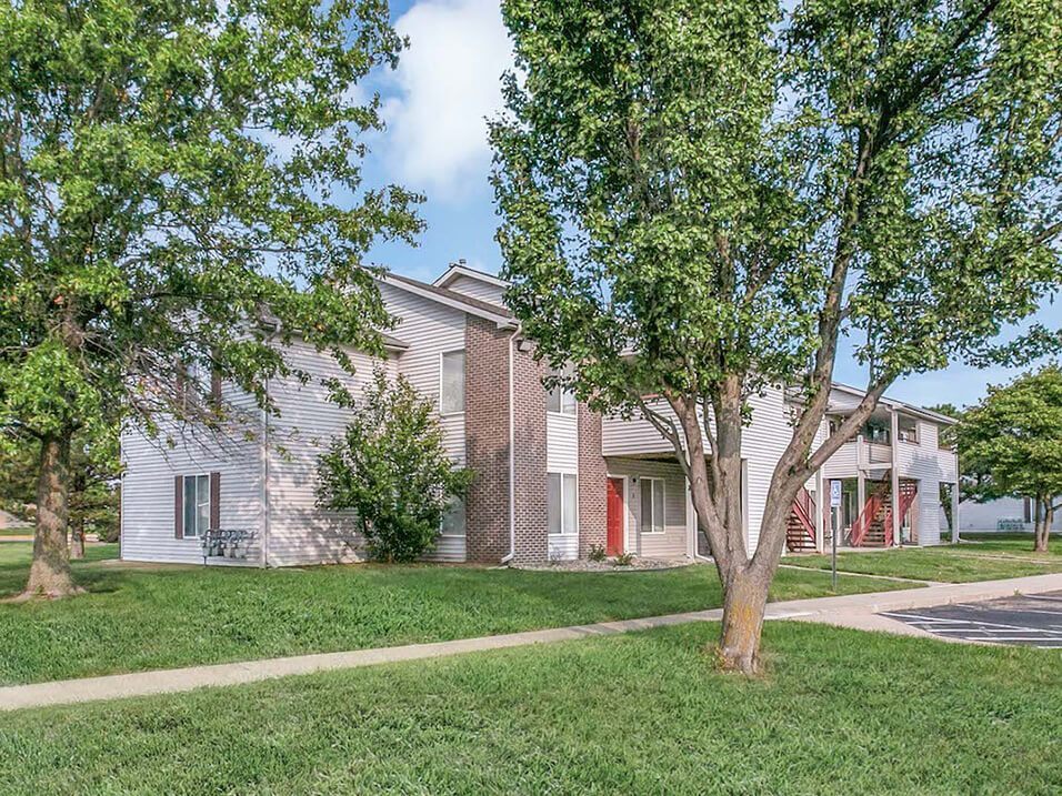 Northridge Crossing Apartments and Townhomes in McPherson, KS - Building Photo