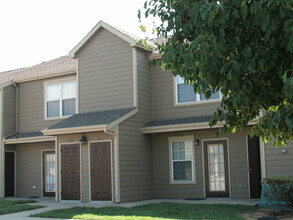 Copper Ridge Apartments in Ponca City, OK - Building Photo - Building Photo