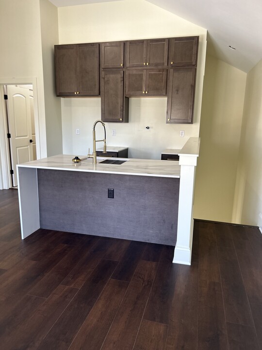 726 Lincoln St, Unit Carriage house in Indianapolis, IN - Building Photo