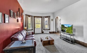 417 W Delavan Ave, Unit 417 W Delavan in Buffalo, NY - Building Photo - Building Photo