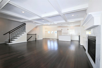 4602-4616 Chartres St in Houston, TX - Foto de edificio - Interior Photo