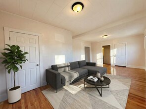 45 Slater St in Fall River, MA - Building Photo - Building Photo