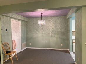 420 Stratford Pl in Bound Brook, NJ - Building Photo - Building Photo