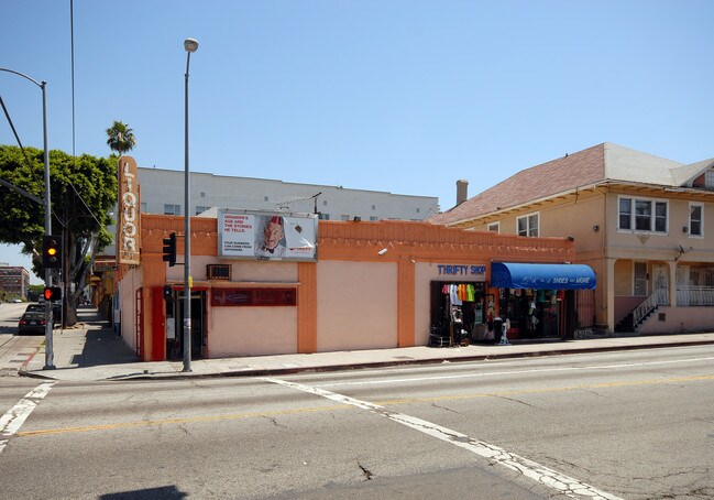 1539 W 8th St in Los Angeles, CA - Foto de edificio - Building Photo