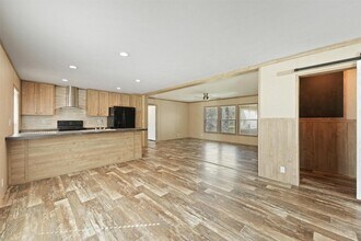 11744 Padok Rd in Houston, TX - Foto de edificio - Building Photo