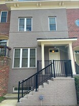 Davis Park in Durham, NC - Building Photo