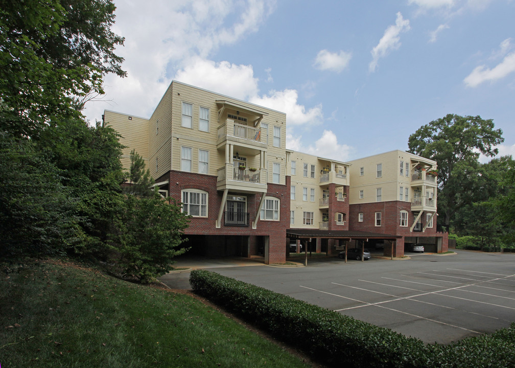 Elizabeth Place Residential Condos in Charlotte, NC - Foto de edificio