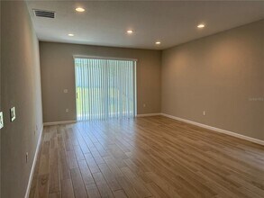 4466 Davos Dr in Clermont, FL - Building Photo - Building Photo