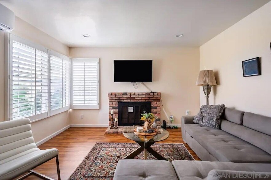 4435 Summer Dr in Oceanside, CA - Foto de edificio