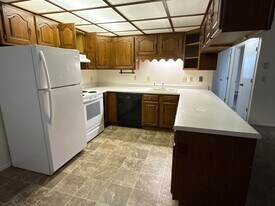 304 4th Ave E in Williston, ND - Building Photo