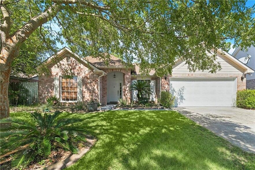 1705 Kings Row in Slidell, LA - Building Photo