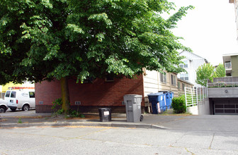 5700-5708 20th Ave NW in Seattle, WA - Foto de edificio - Building Photo